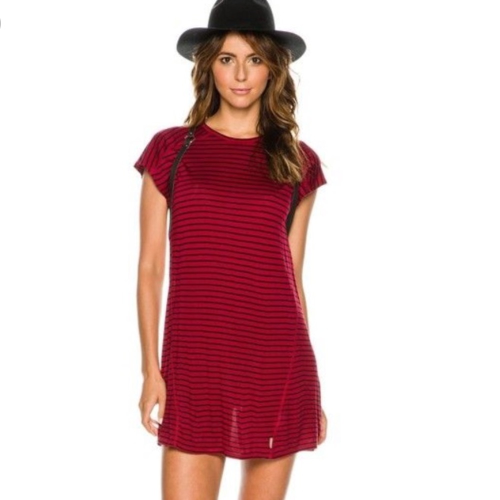 *NWOT Element Rosa Dress*